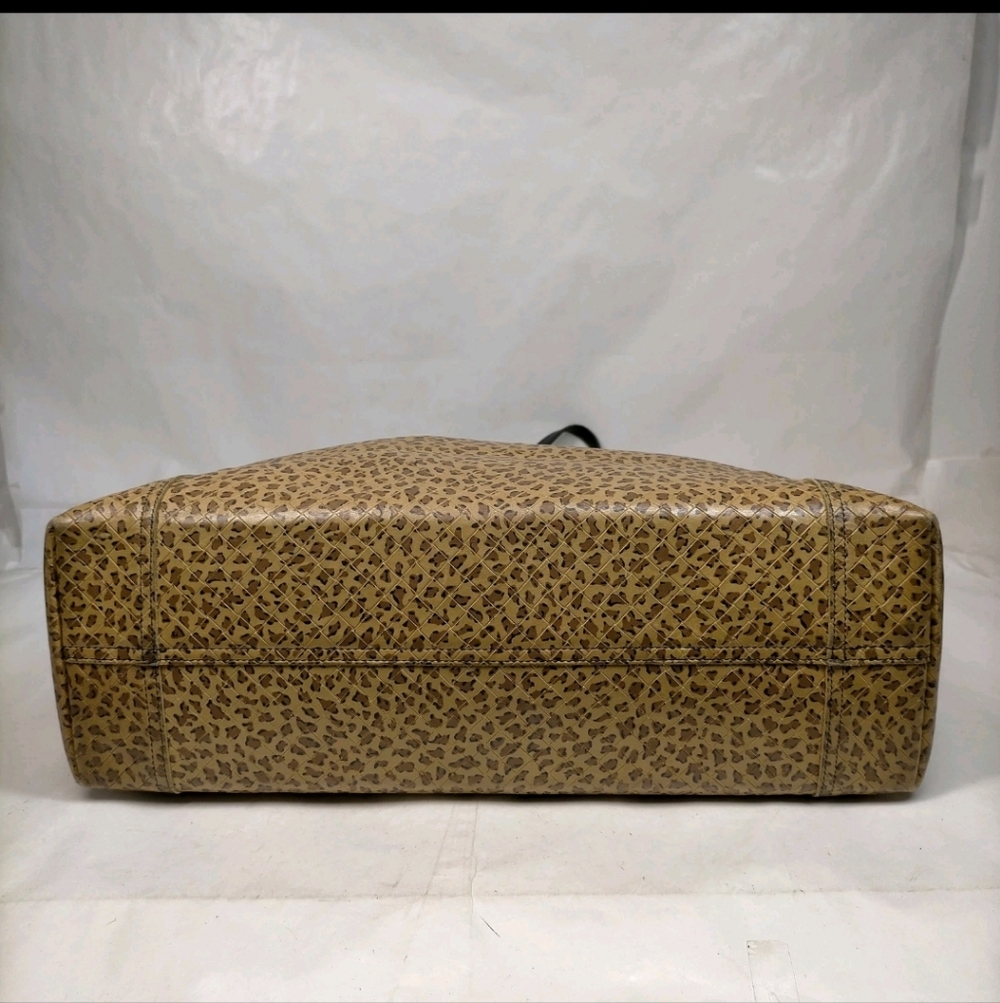 Sale🐆Bottega Veneta Mirage Intrecciato Leopard Leather Tote. - Picture 4 of 10